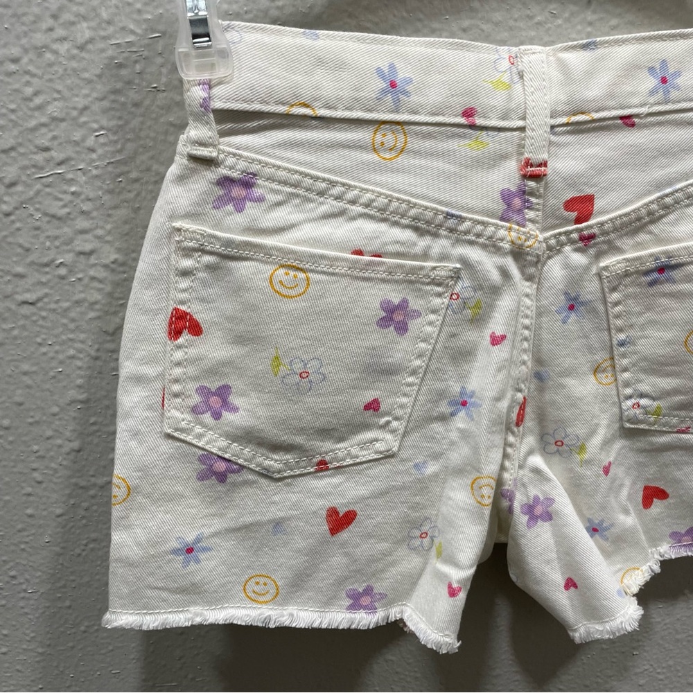 Old Navy White Shorts Flower-Smile Face Print High Rise Adjustable Waist Size 12 - Picture 8 of 16